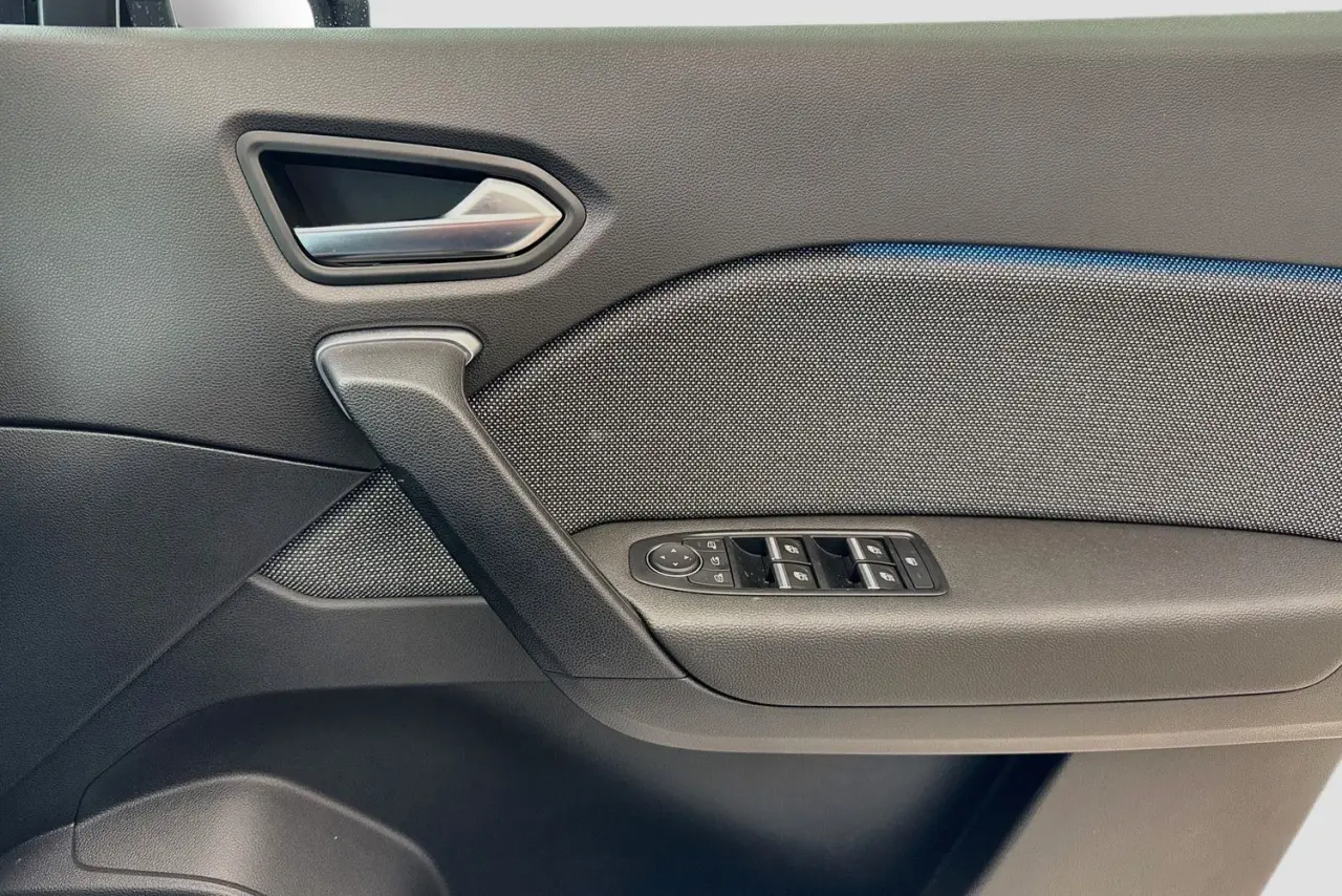 2025 Mitsubishi ASX Gallery Image 23