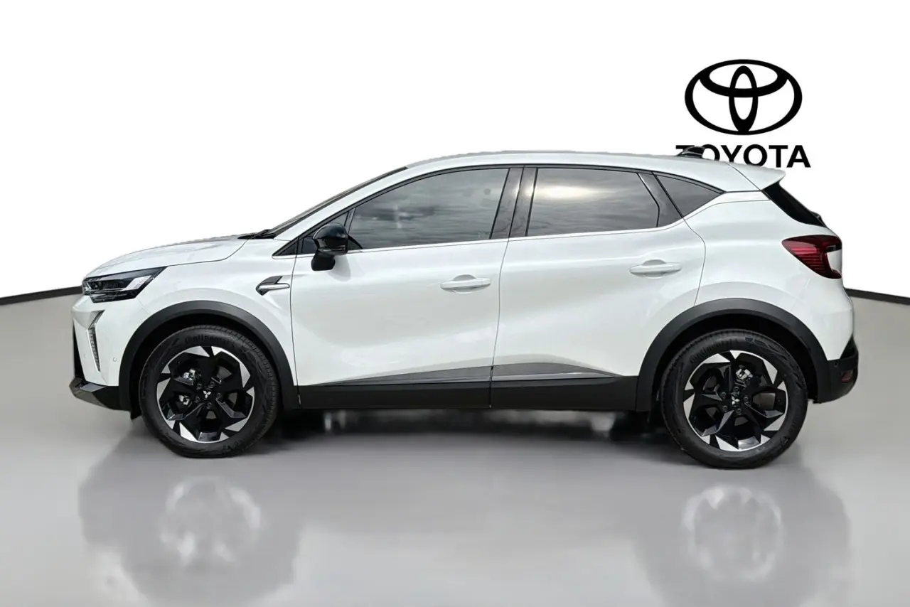 2025 Mitsubishi ASX Gallery Image 5