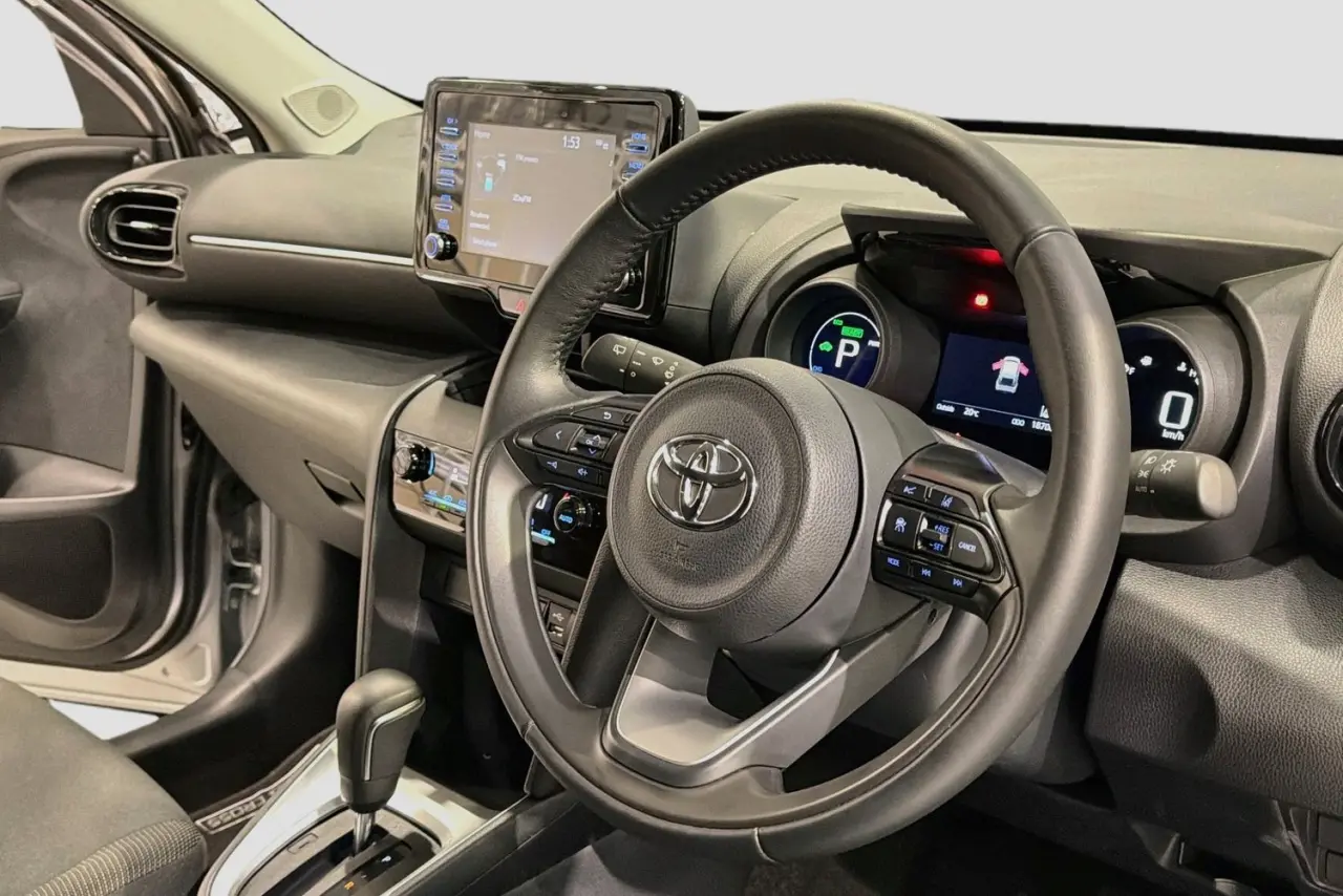 2023 Toyota Yaris Cross Gallery Image 14