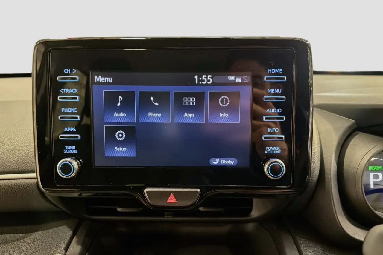 2023 Toyota Yaris Cross Gallery Image 17