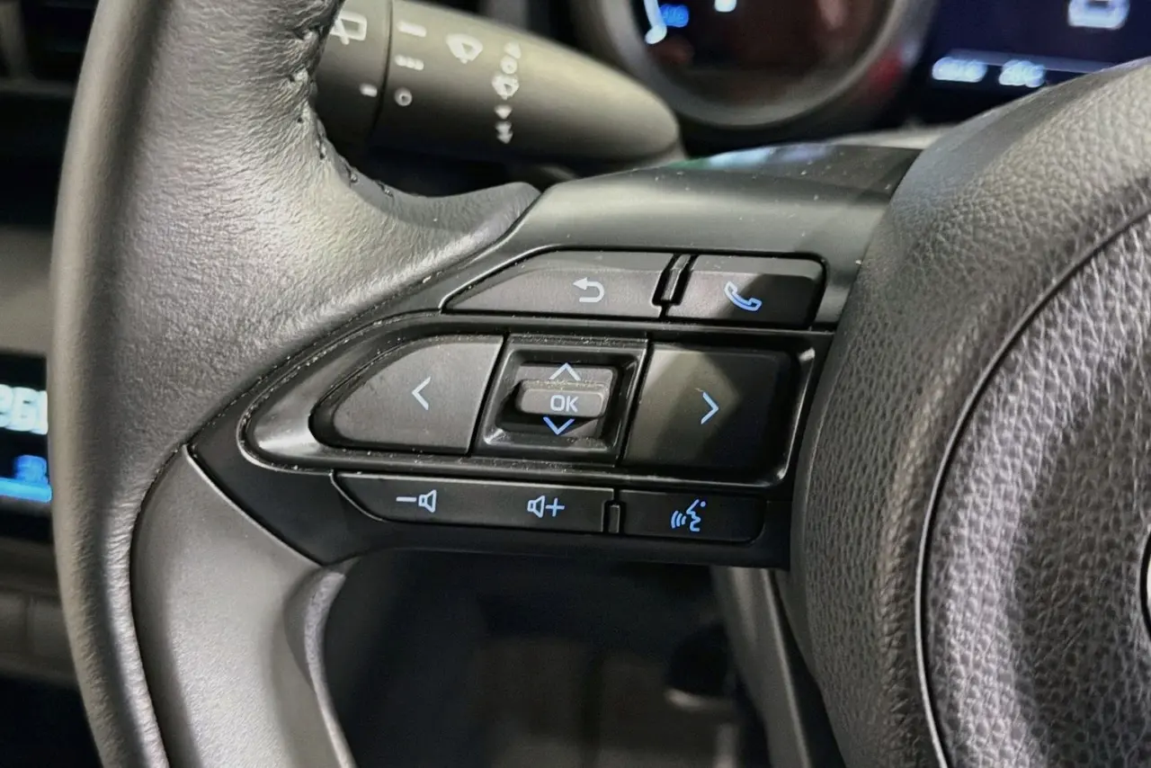 2023 Toyota Yaris Cross Gallery Image 19