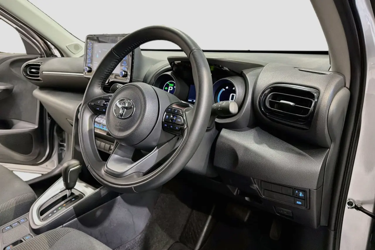 2023 Toyota Yaris Cross Gallery Image 23