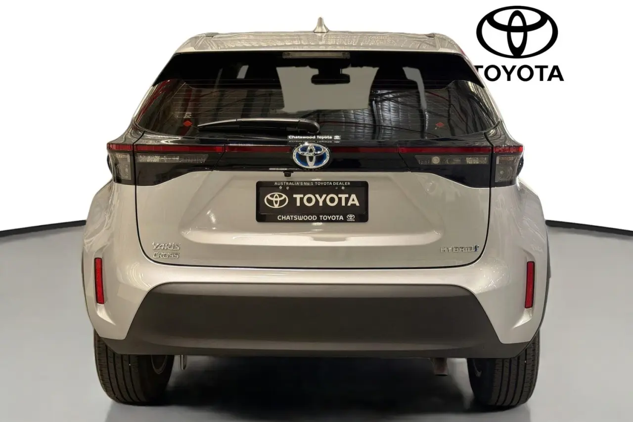 2023 Toyota Yaris Cross Gallery Image 7