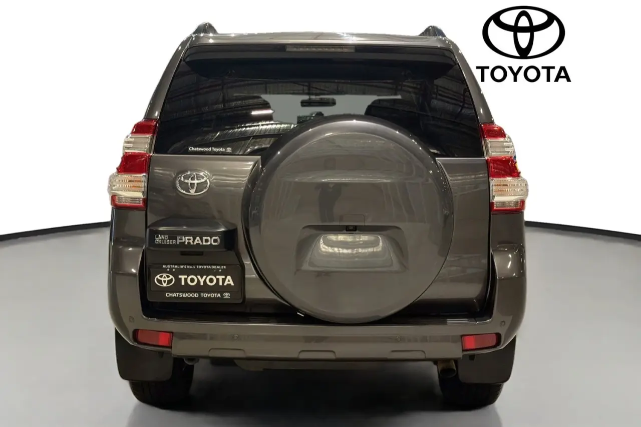 2017 Toyota Landcruiser Prado Gallery Image 7