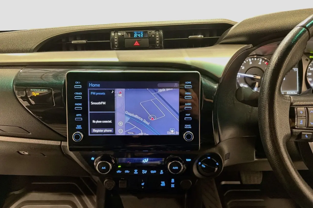 2021 Toyota Hilux Gallery Image 15