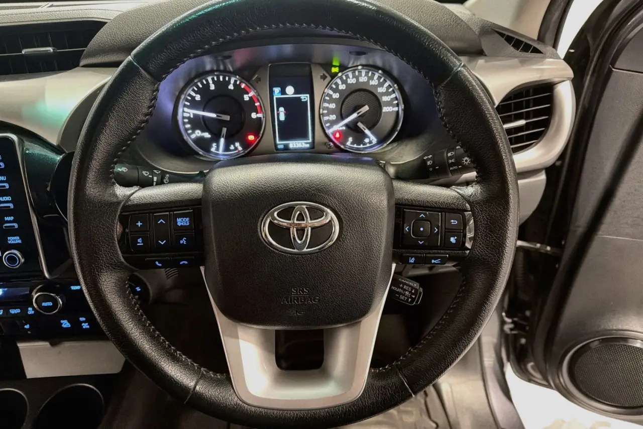 2021 Toyota Hilux Gallery Image 21