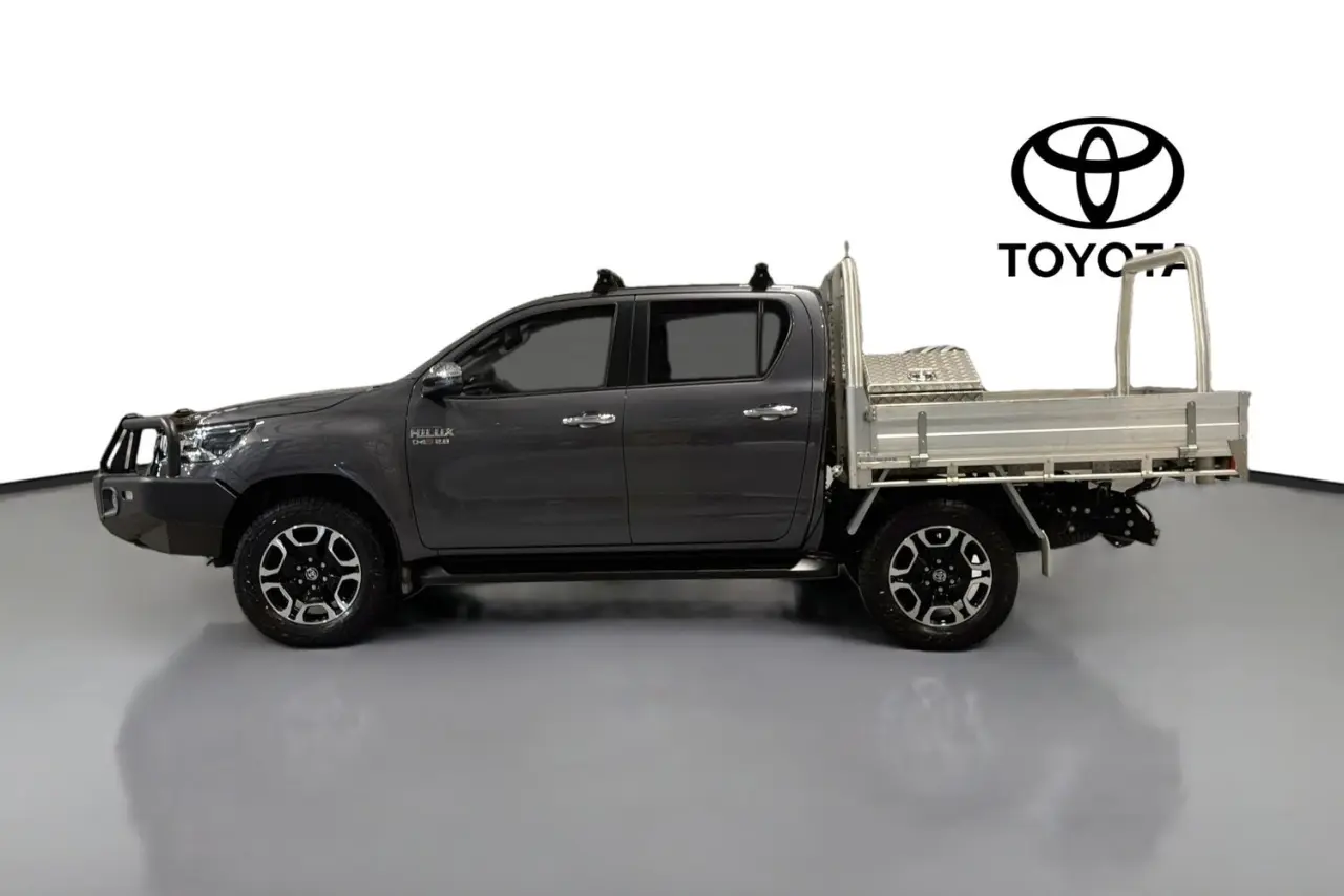 2021 Toyota Hilux Gallery Image 5