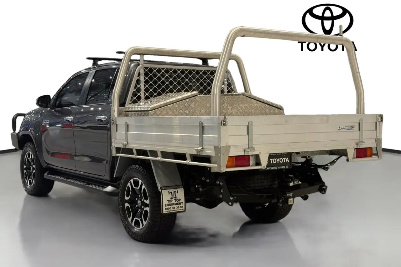 2021 Toyota Hilux Gallery Image 6