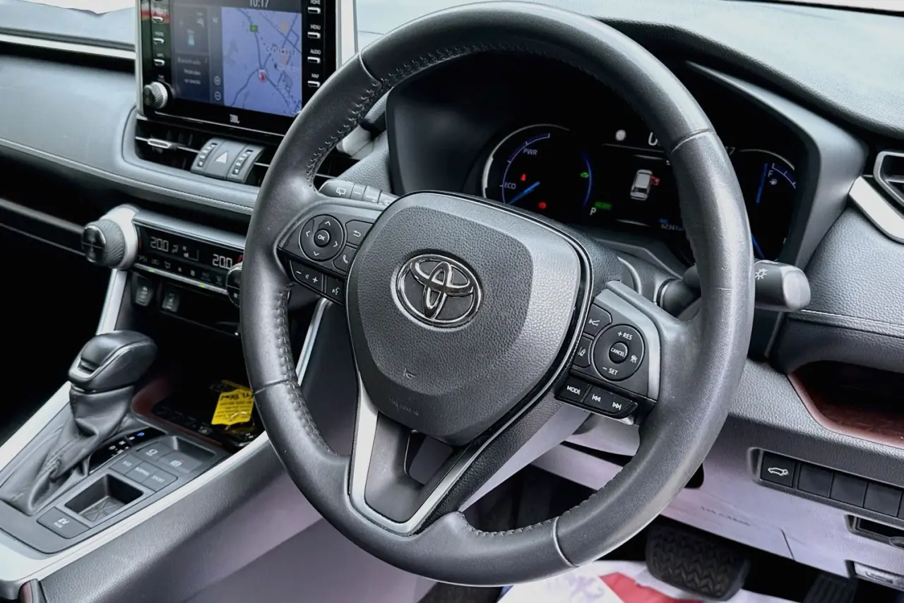 2021 Toyota RAV4 Gallery Image 14