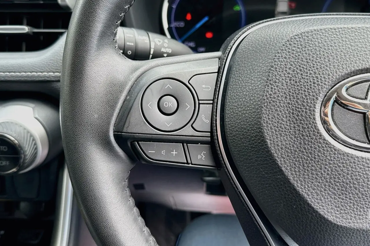 2021 Toyota RAV4 Gallery Image 19