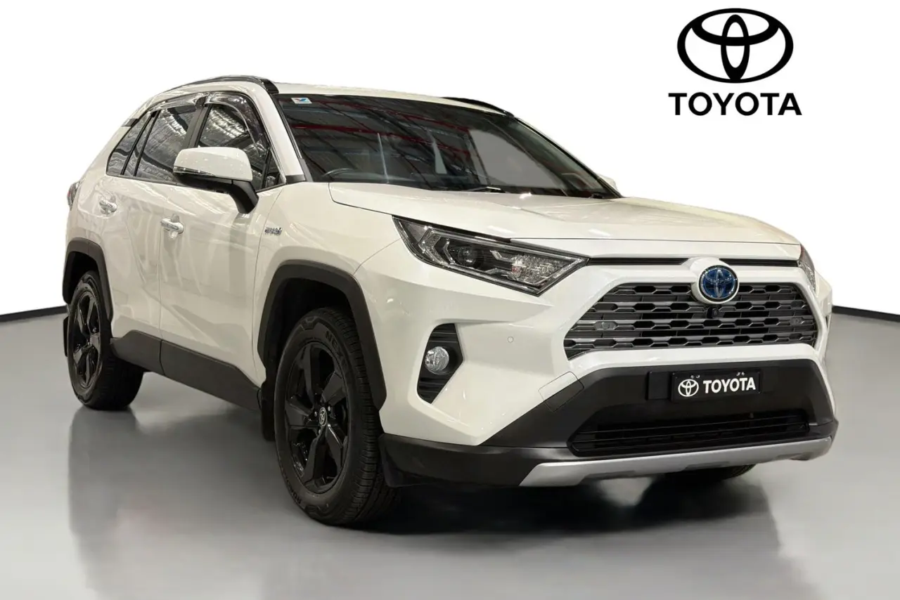 2021 Toyota RAV4 Gallery Image 1