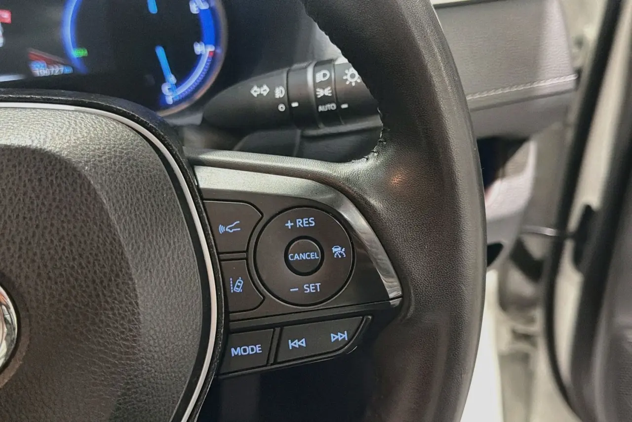 2021 Toyota RAV4 Gallery Image 20