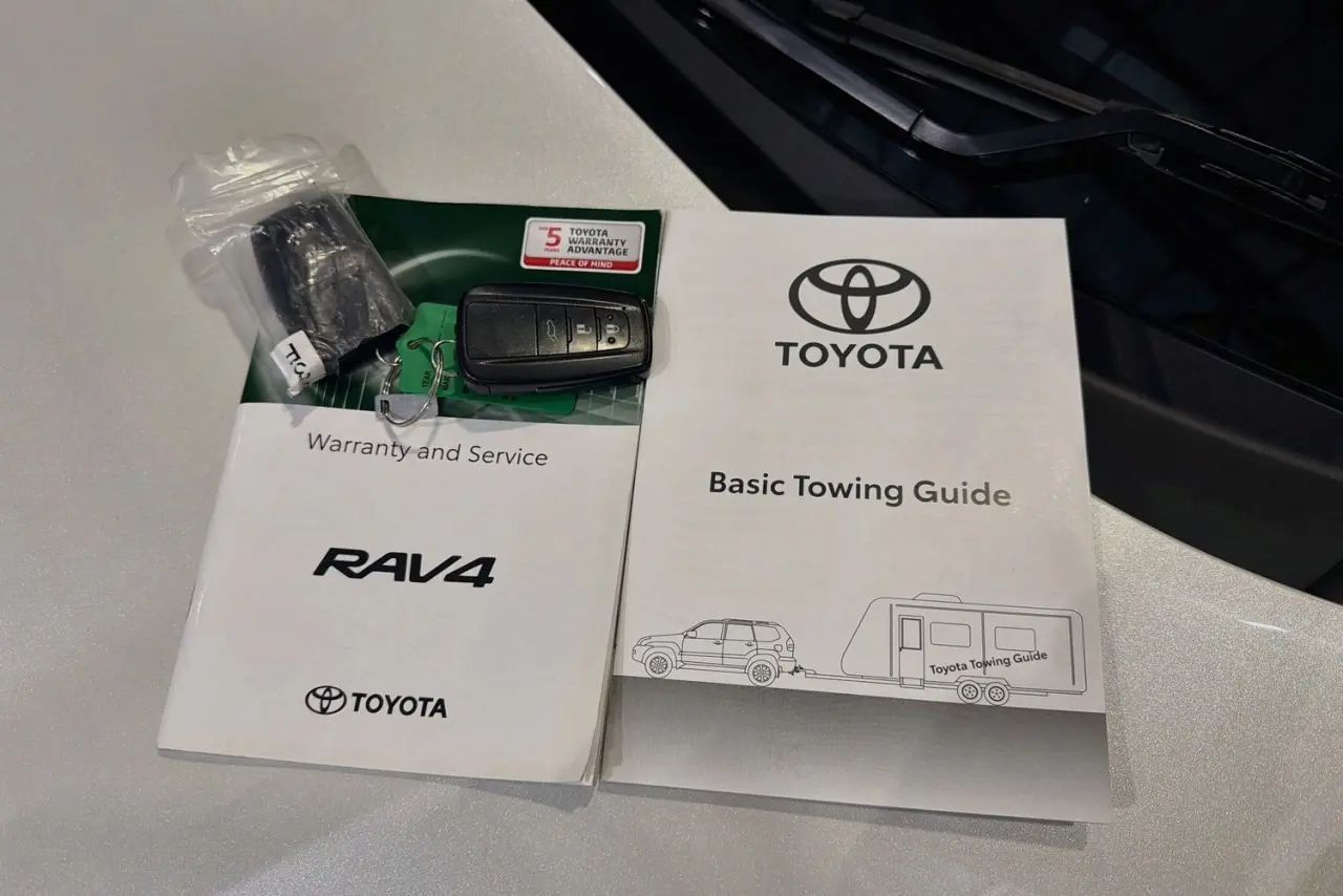 2021 Toyota RAV4 Gallery Image 30