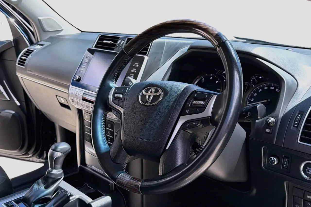 2021 Toyota Landcruiser Prado Gallery Image 14