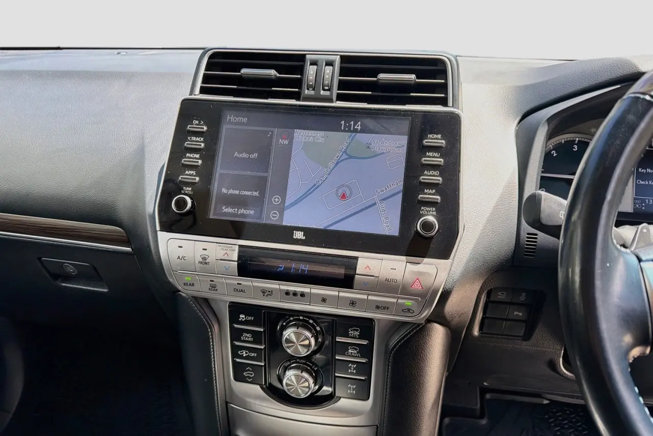 2021 Toyota Landcruiser Prado Gallery Image 15