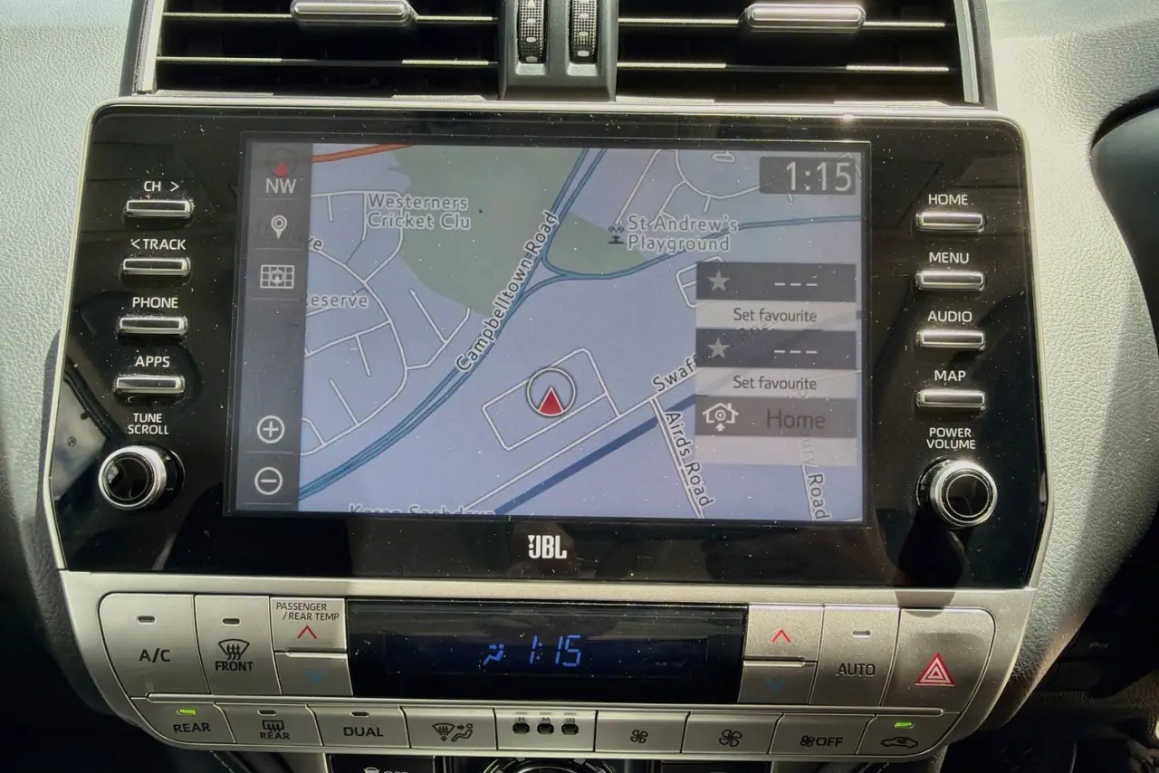 2021 Toyota Landcruiser Prado Gallery Image 17