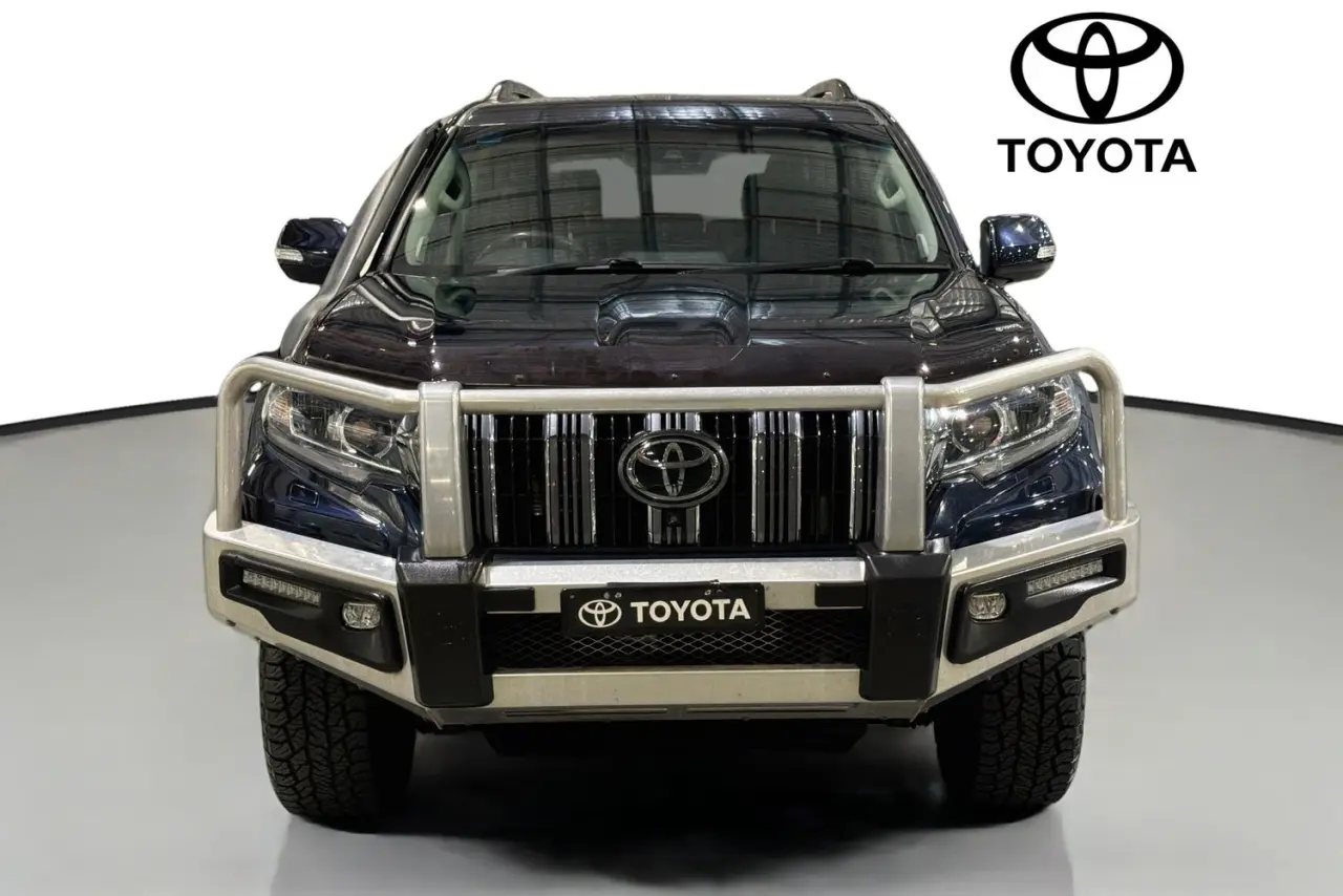 2021 Toyota Landcruiser Prado Gallery Image 2