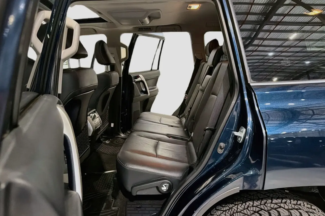 2021 Toyota Landcruiser Prado Gallery Image 26