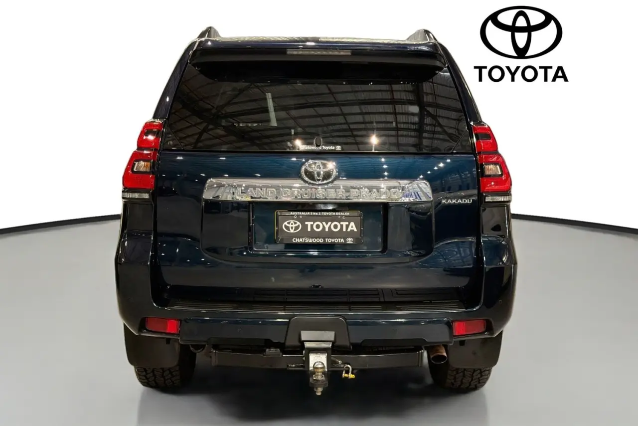 2021 Toyota Landcruiser Prado Gallery Image 7