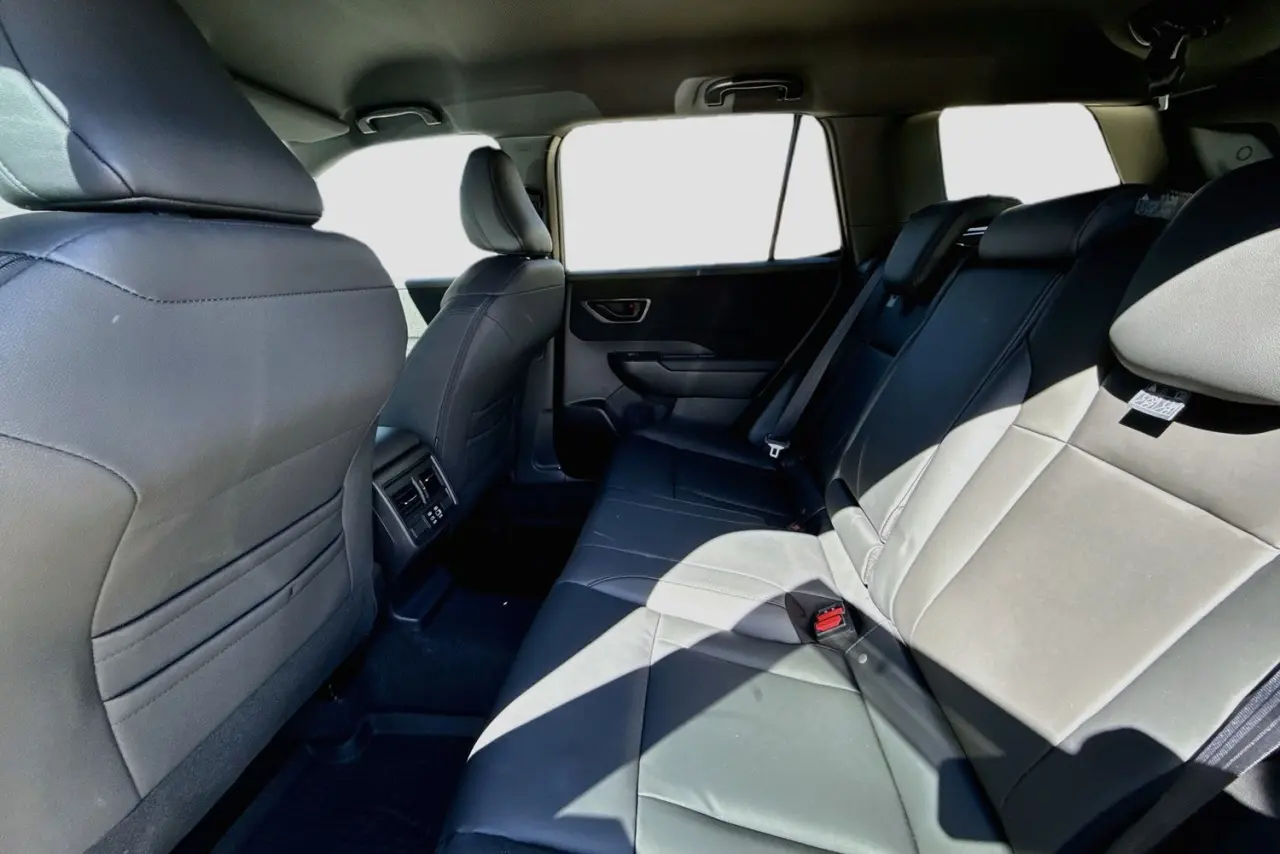 2026 Subaru Outback Gallery Image 24