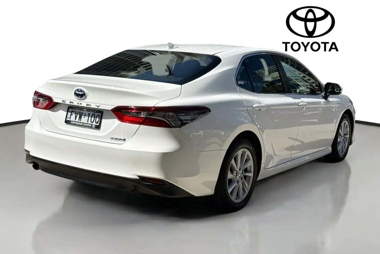 2023 Toyota Camry Gallery Image 10