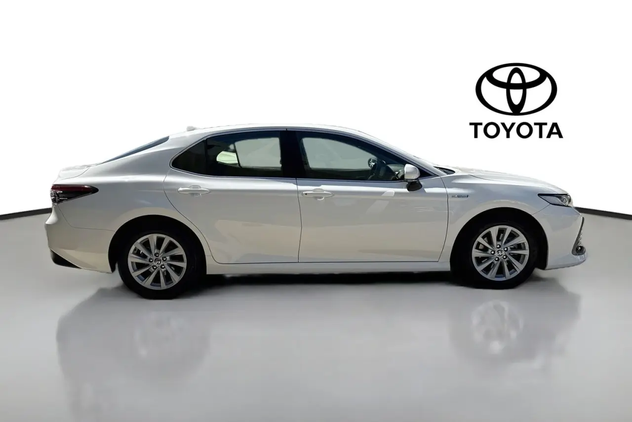 2023 Toyota Camry Gallery Image 11