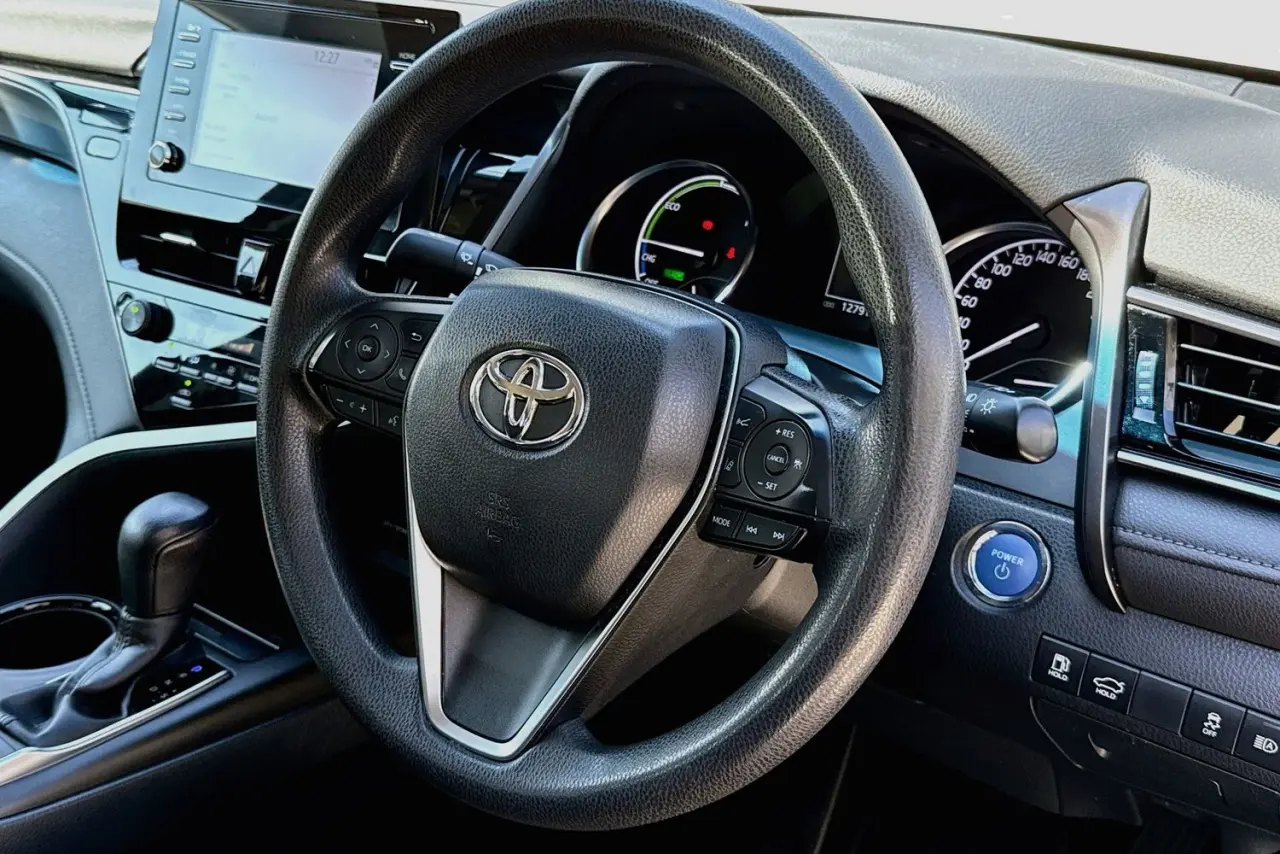 2023 Toyota Camry Gallery Image 13
