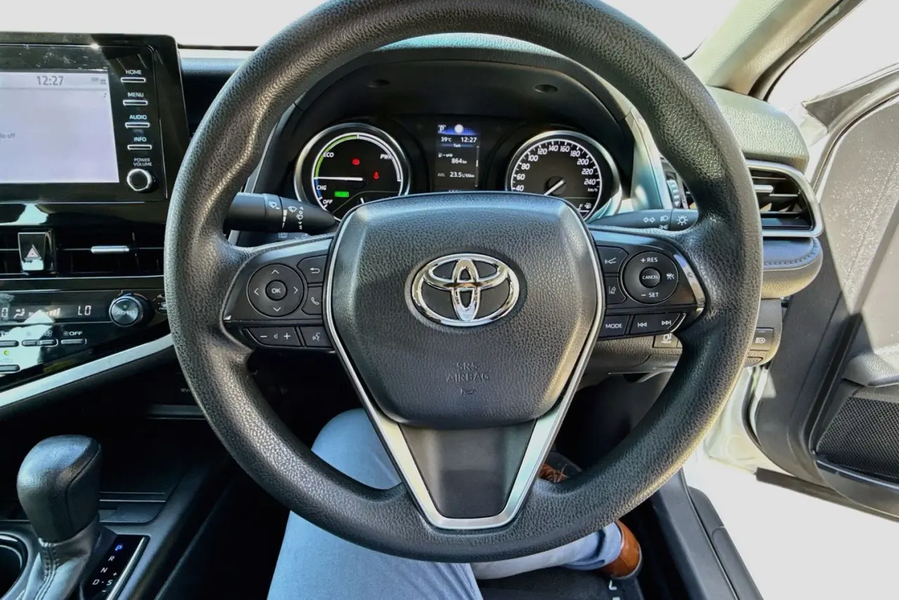 2023 Toyota Camry Gallery Image 19