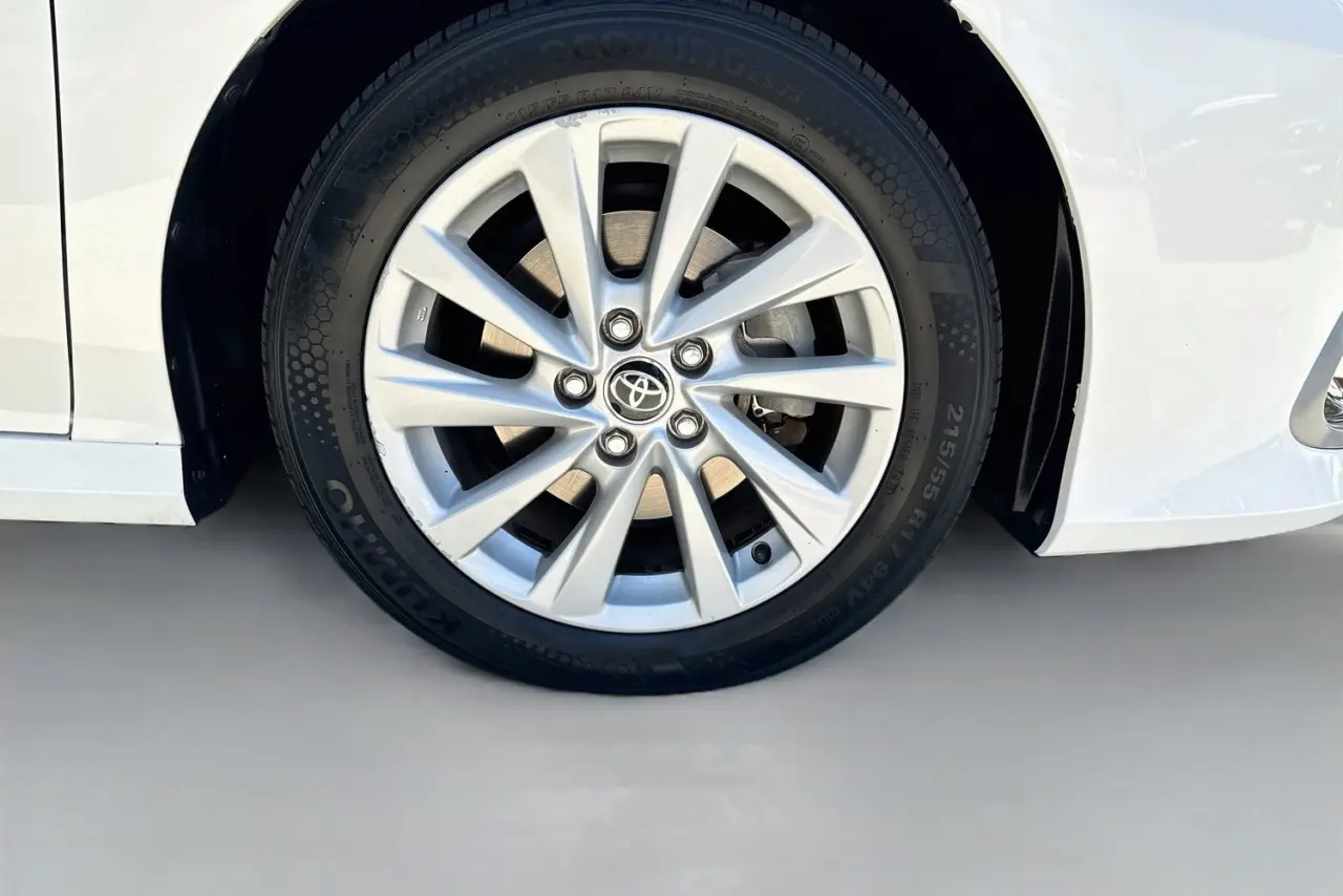 2023 Toyota Camry Gallery Image 26