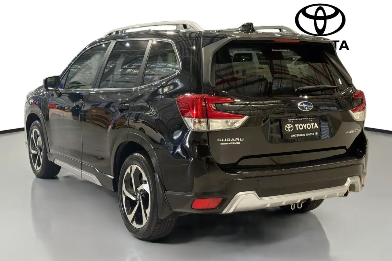2024 Subaru Forester Gallery Image 6