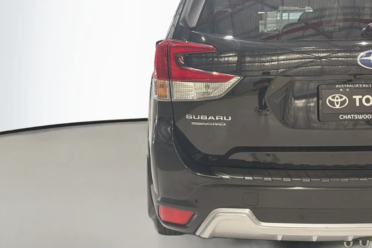 2024 Subaru Forester Gallery Image 8