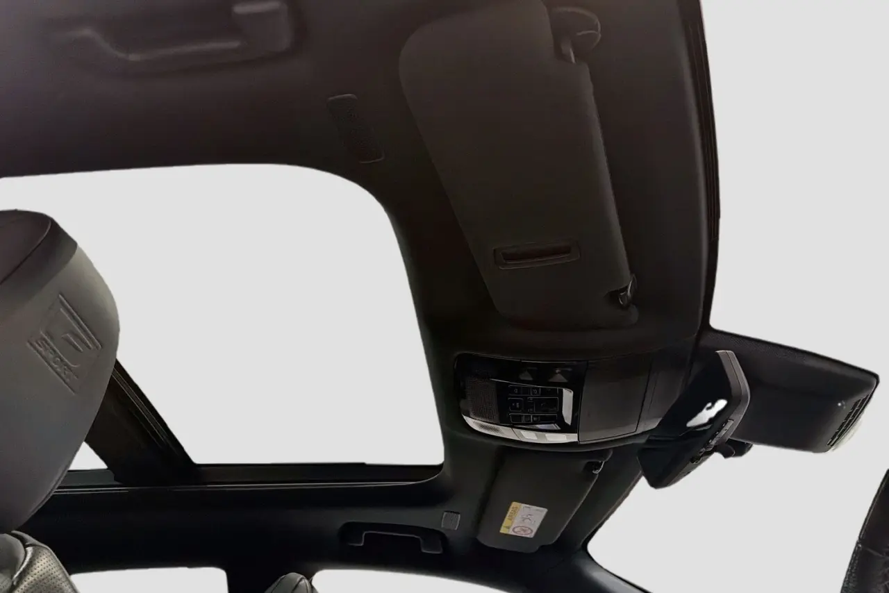 2023 Lexus RX Gallery Image 12