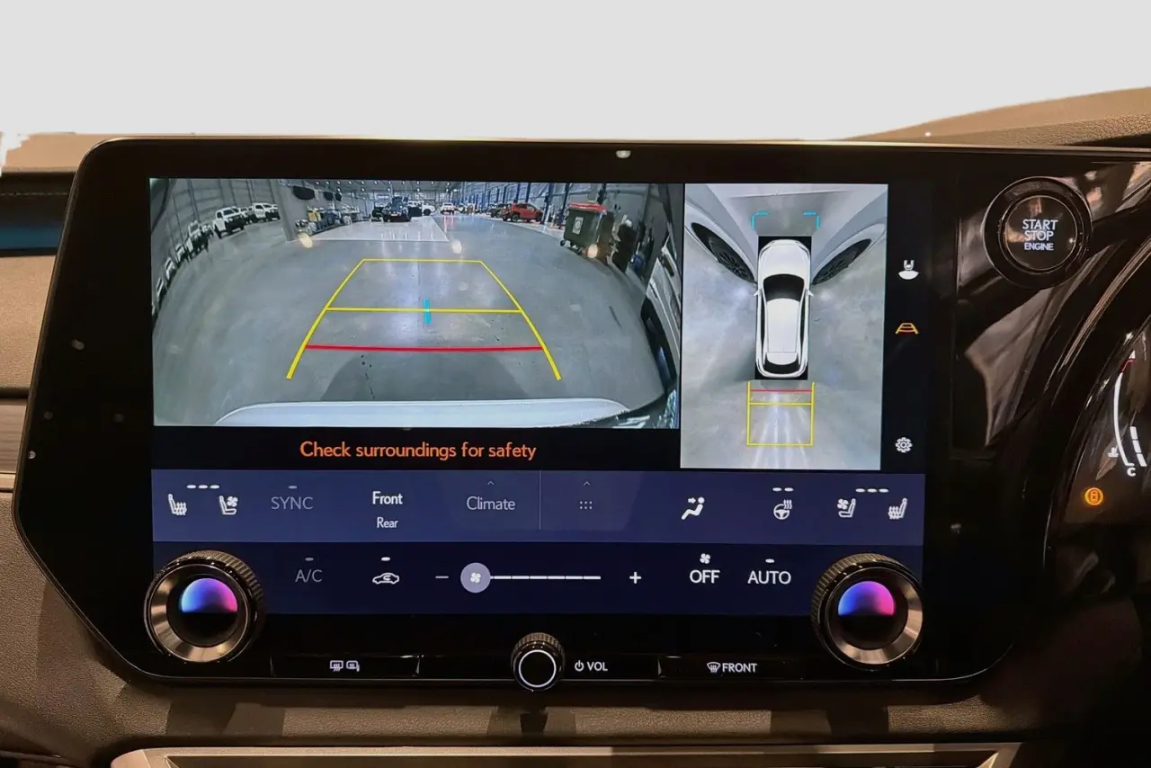 2023 Lexus RX Gallery Image 16
