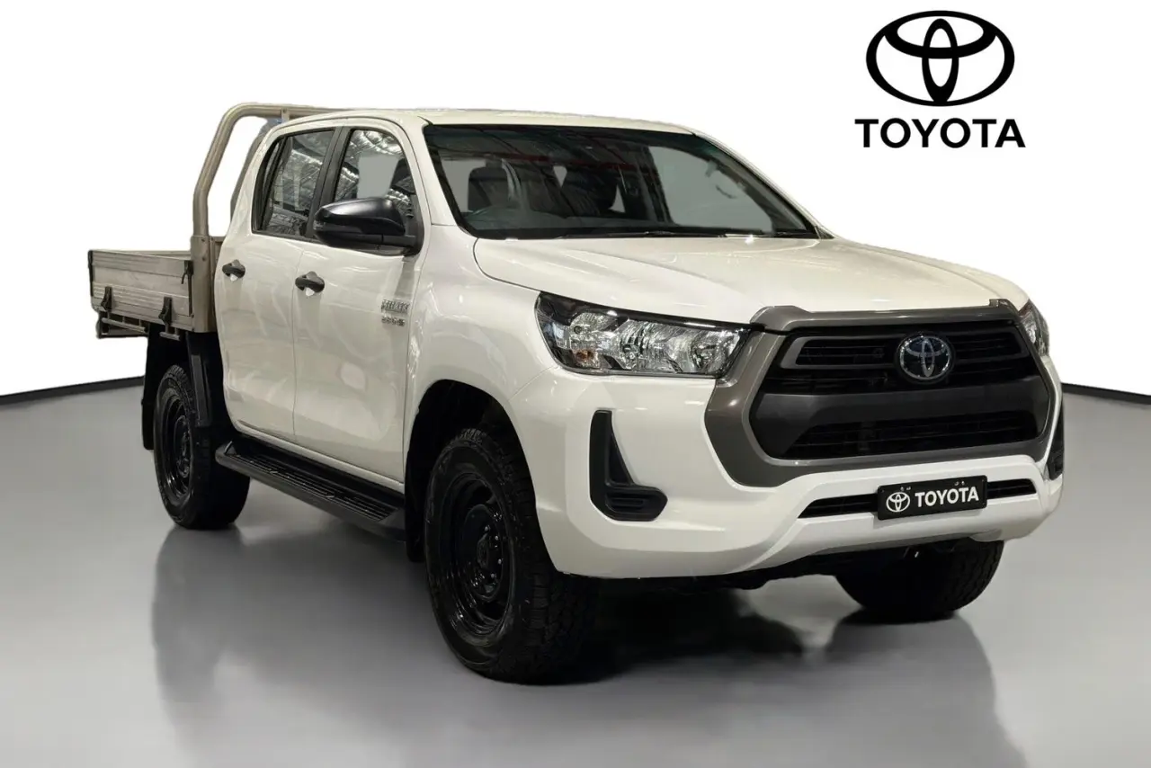2022 Toyota Hilux Gallery Image 1