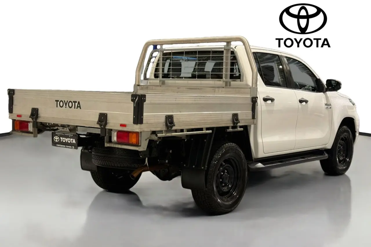 2022 Toyota Hilux Gallery Image 10
