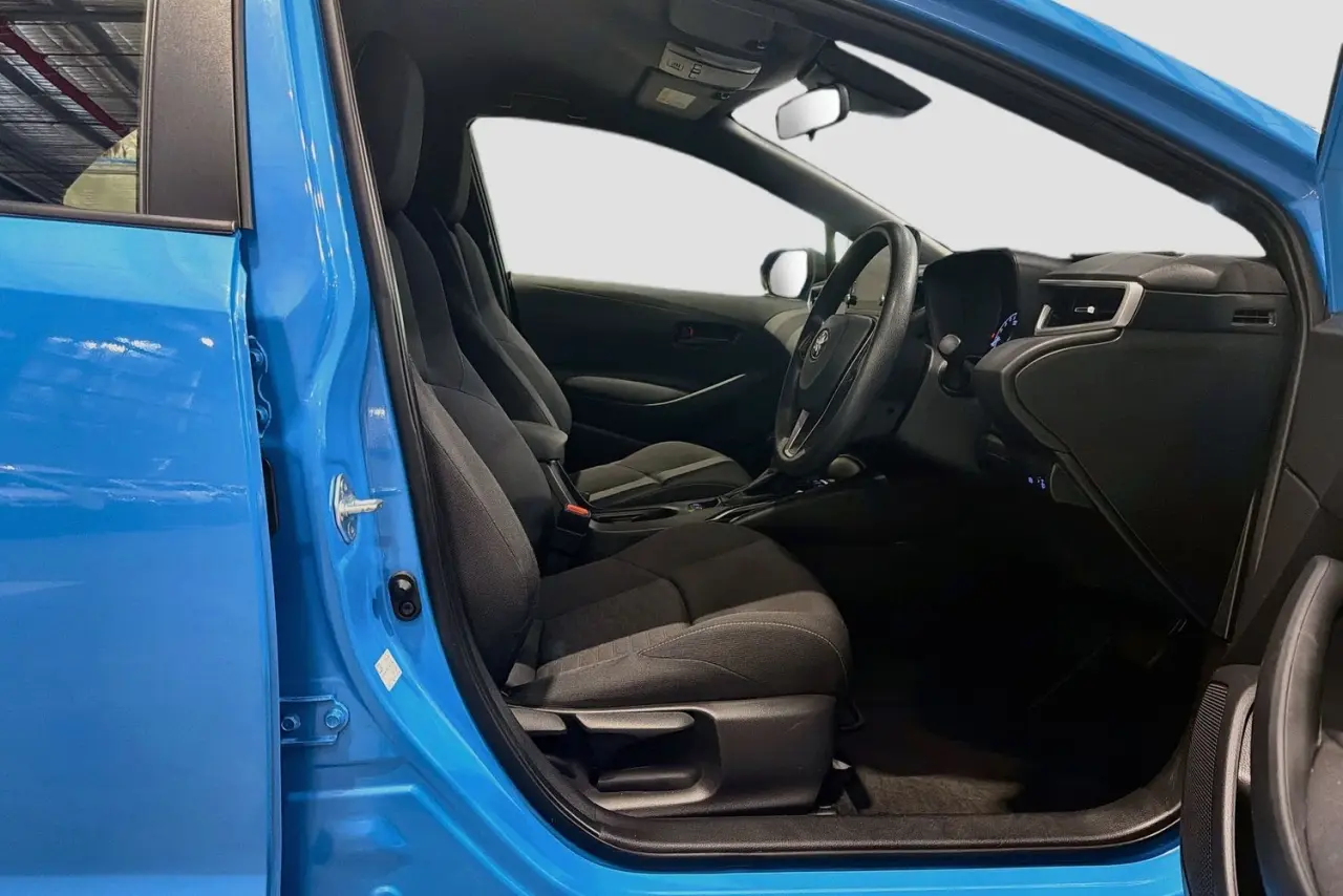 2021 Toyota Corolla Gallery Image 13