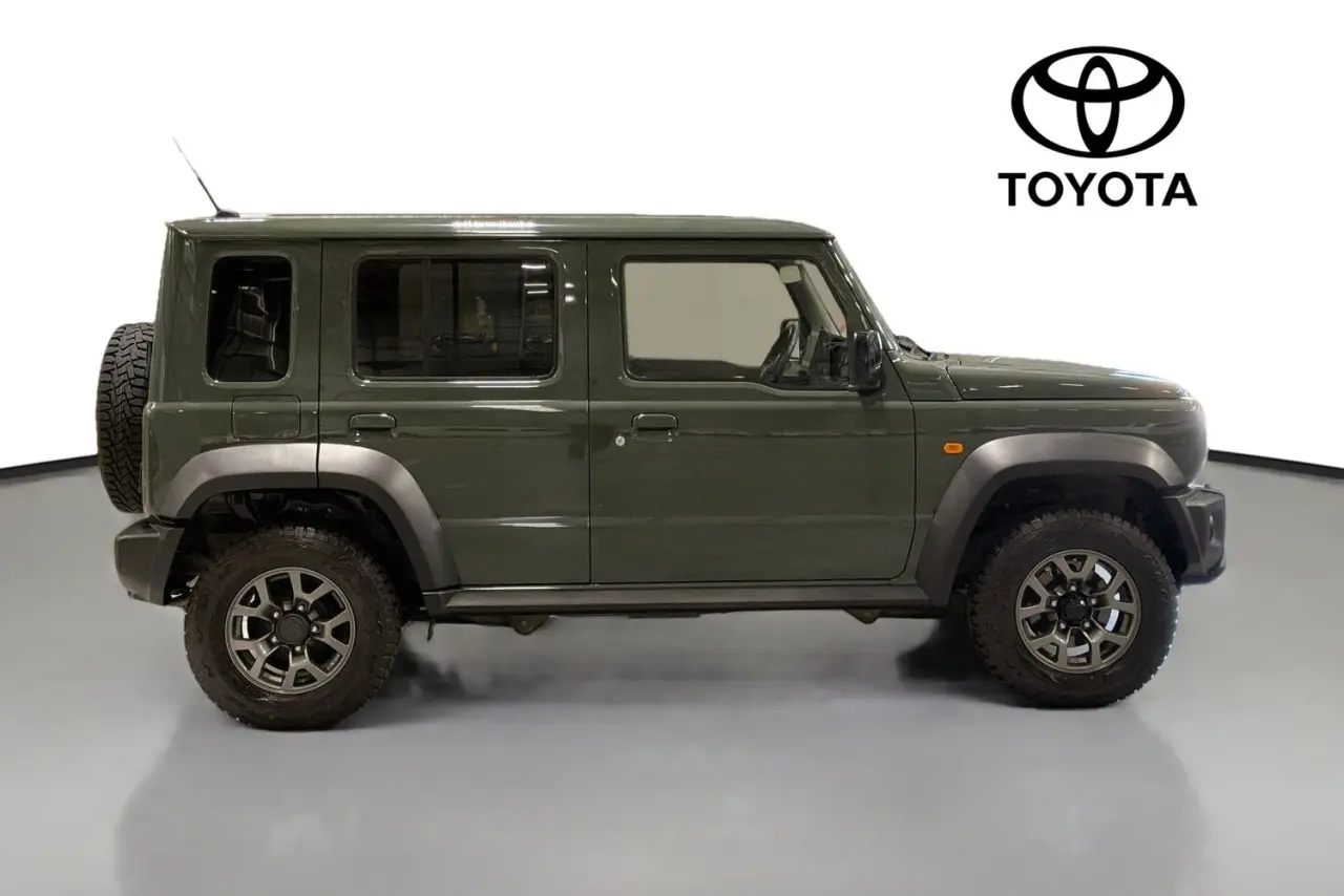2024 Suzuki Jimny Gallery Image 11