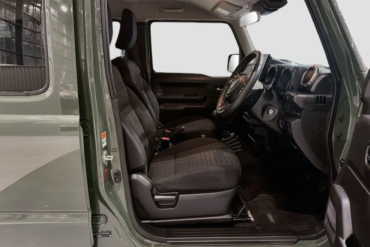 2024 Suzuki Jimny Gallery Image 13