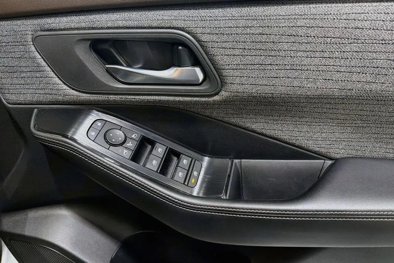 2023 Nissan X-TRAIL Gallery Image 24