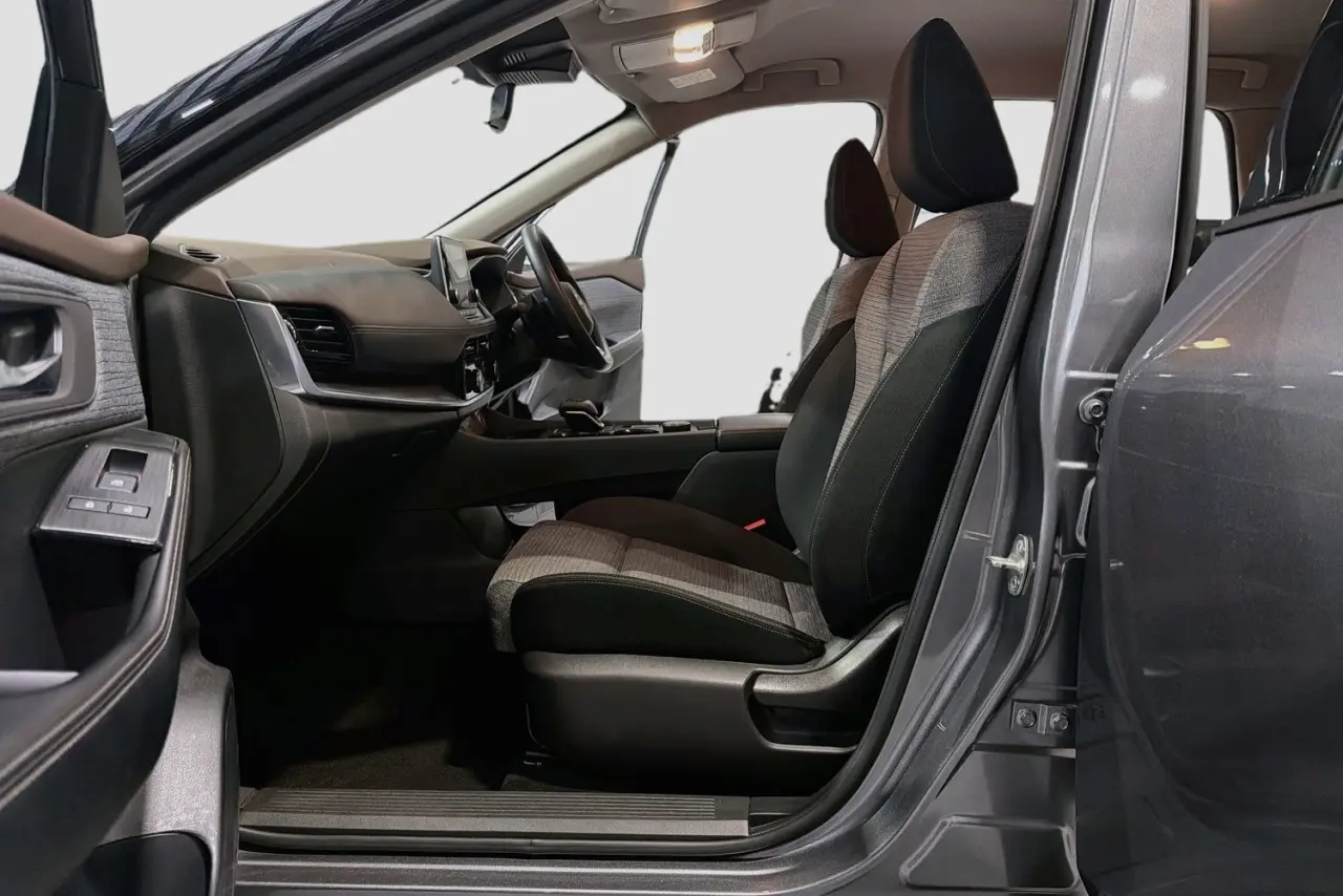 2023 Nissan X-TRAIL Gallery Image 25
