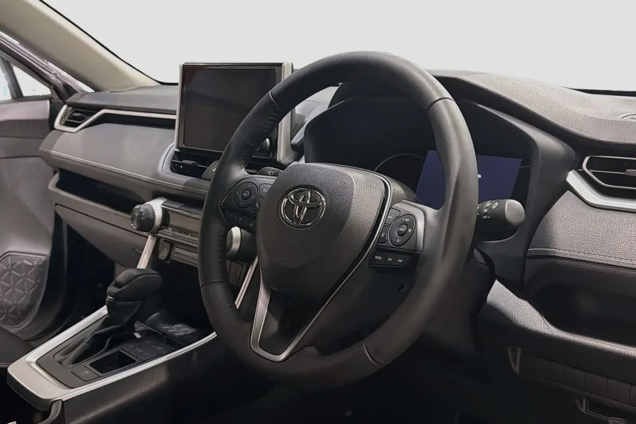 2025 Toyota RAV4 Gallery Image 14