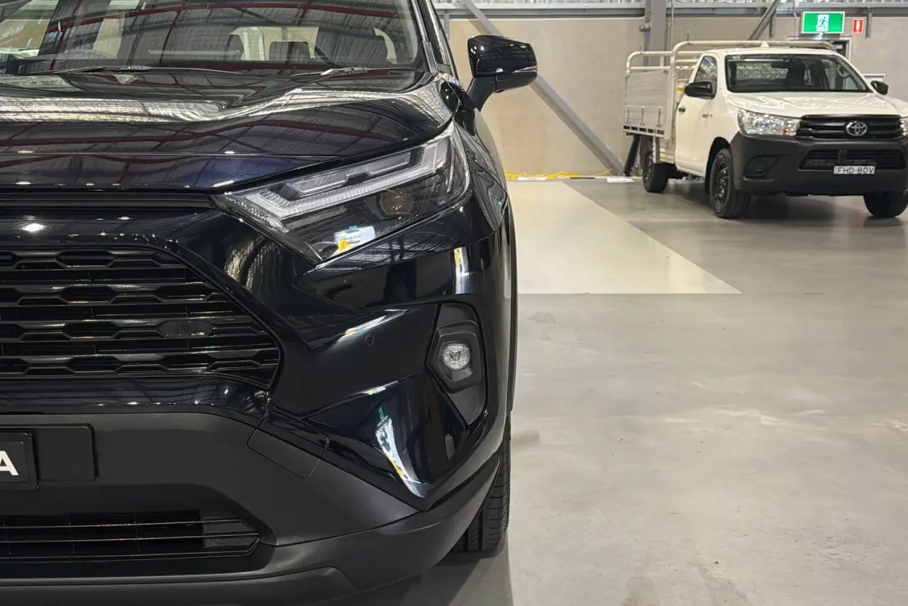 2025 Toyota RAV4 Gallery Image 3