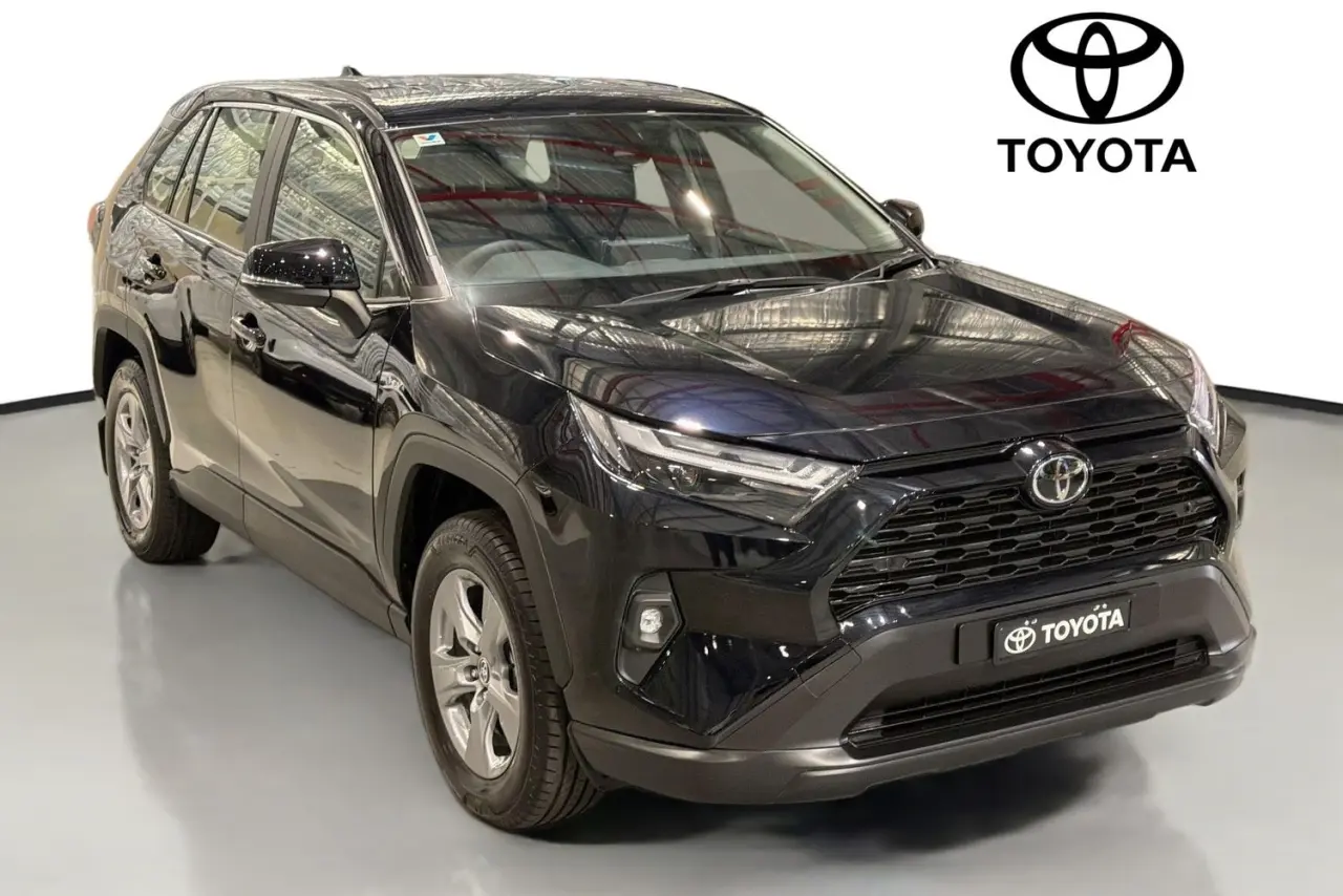 2025 Toyota RAV4 Gallery Image 31