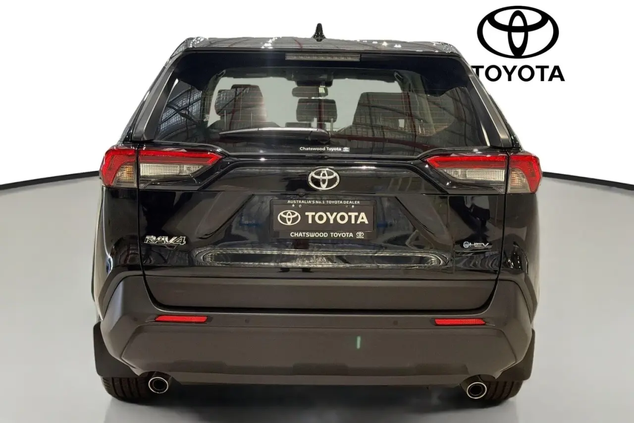 2025 Toyota RAV4 Gallery Image 7