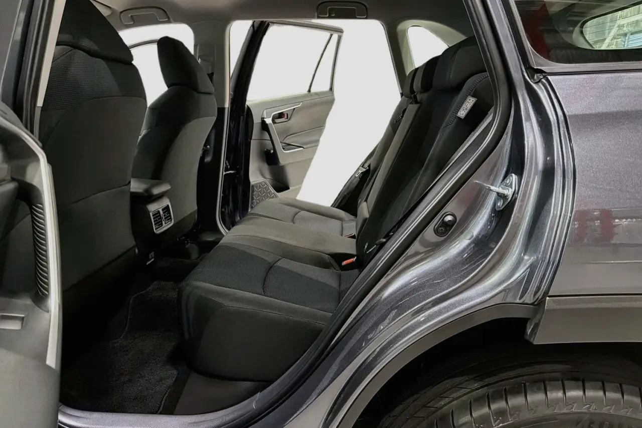 2022 Toyota RAV4 Gallery Image 26