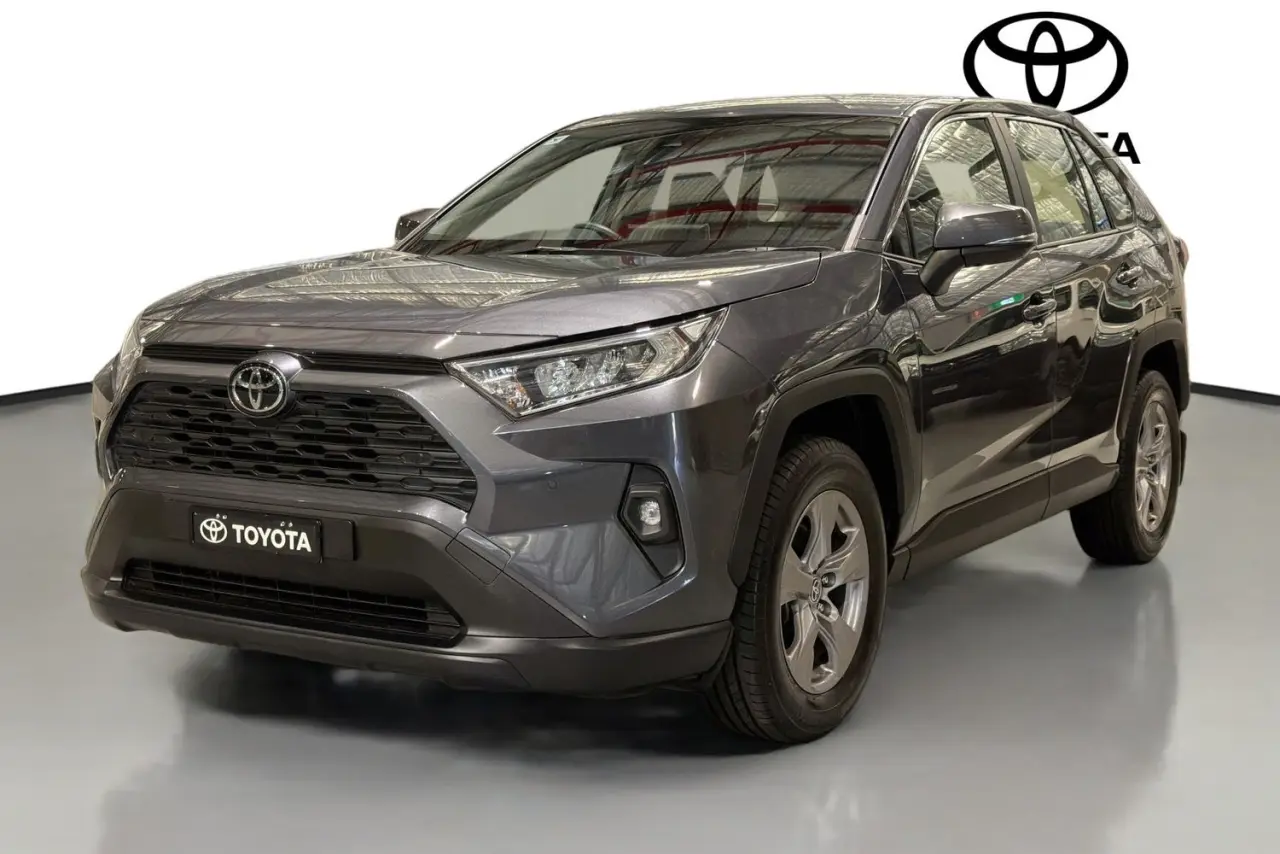 2022 Toyota RAV4 Gallery Image 4
