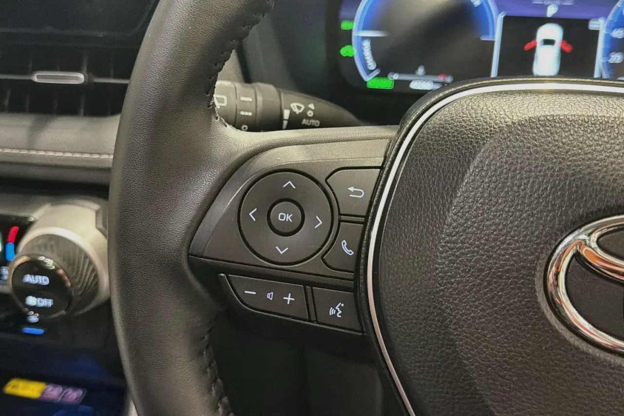 2024 Toyota RAV4 Gallery Image 19