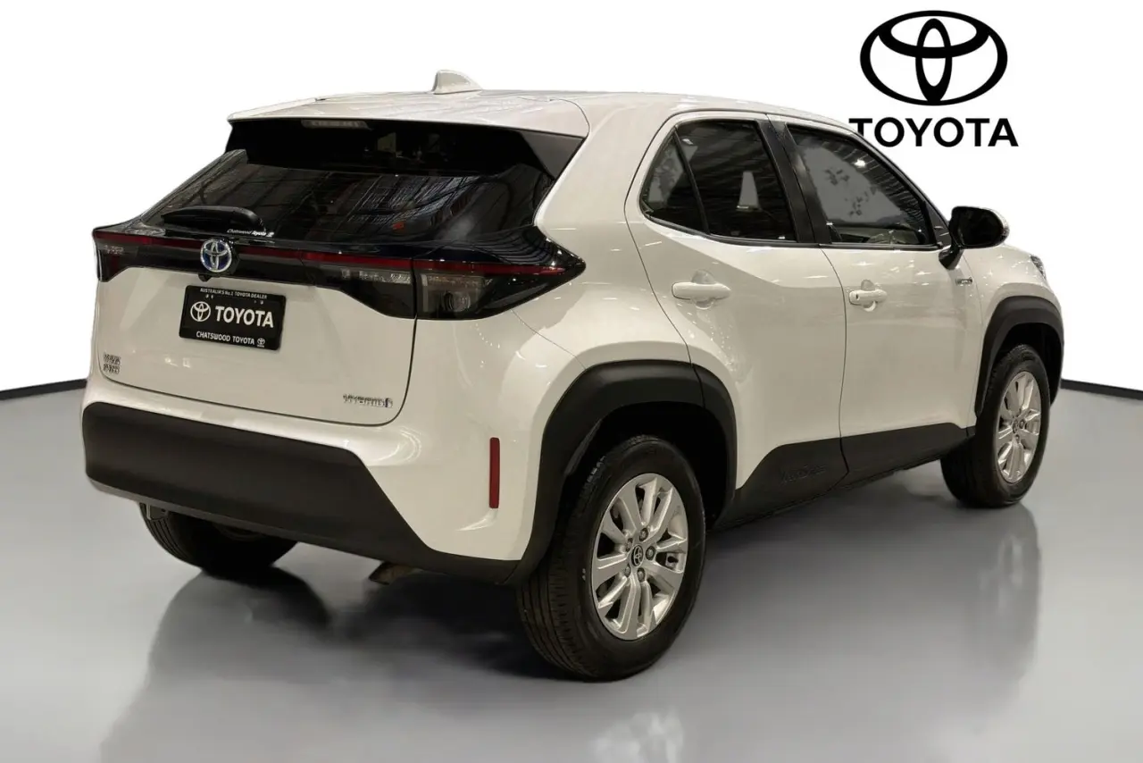 2023 Toyota Yaris Cross Gallery Image 10
