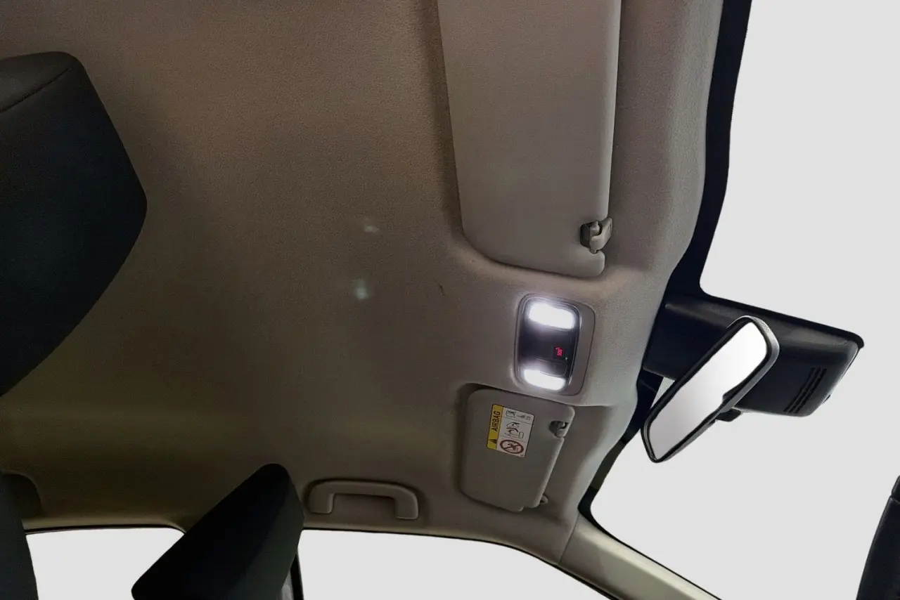 2023 Toyota Yaris Cross Gallery Image 12