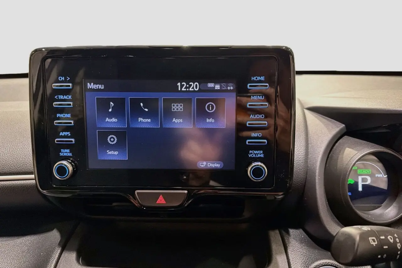 2023 Toyota Yaris Cross Gallery Image 17